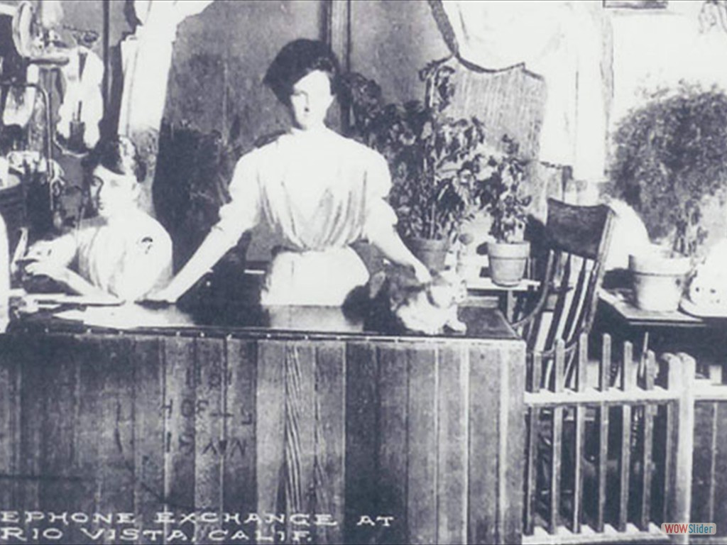 rio_vista_telephone_exchange_1915